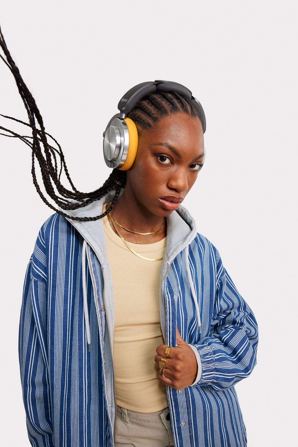 Dyson OnTrac™ Kopfhörer in Aluminium und Gelb